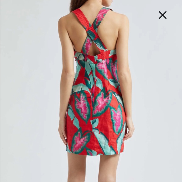 NEW FARM Rio Summer Foliage Linen Minidress
Trapunto stitching accents minidress - Picture 6 of 7